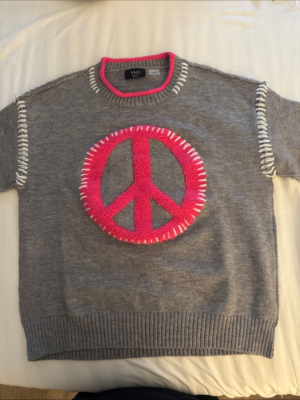 VICI Women’s Gray Crewneck Sweater with Pink Peace Sign Never worn without tags